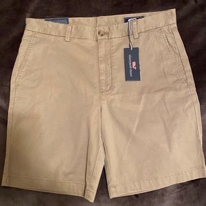 Vineyard Vines Shorts. New with Tags! Size 35